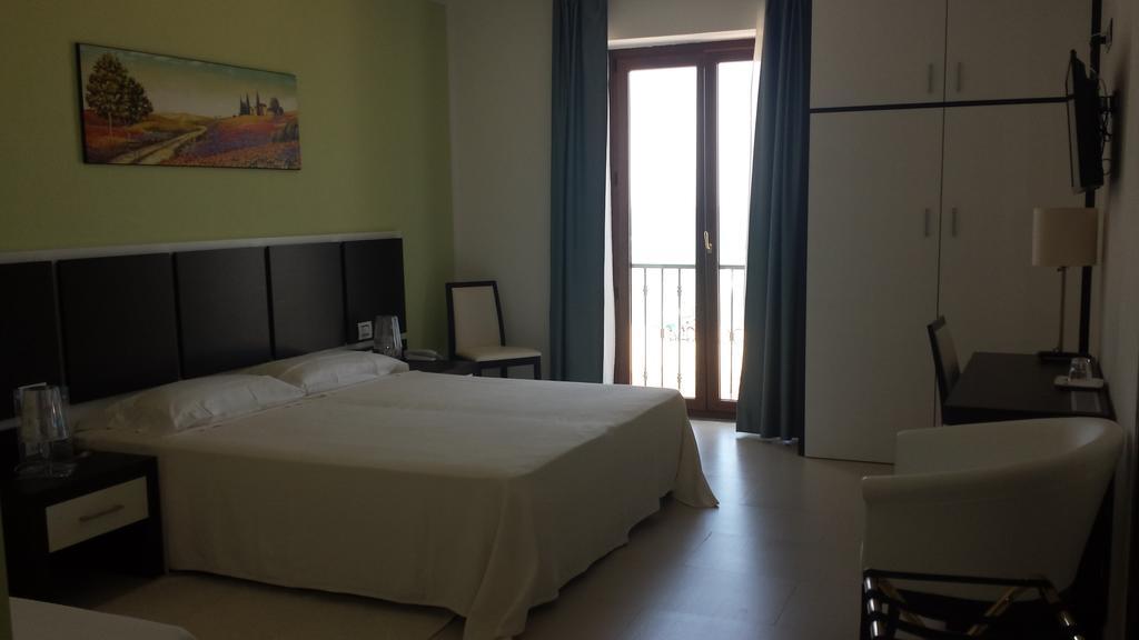 Buddi Hotel 플라타모나 외부 사진